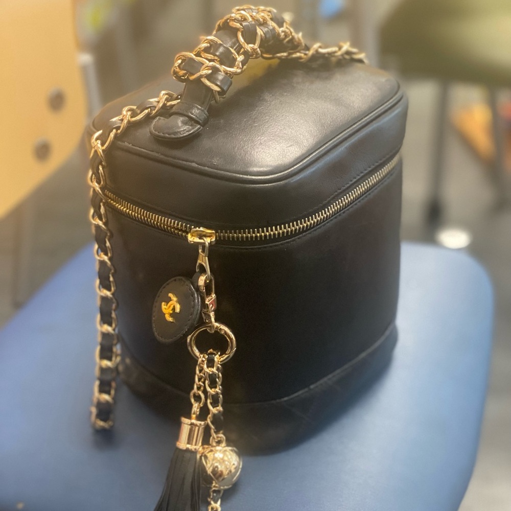 Chanel Vintage Vanity Case ca. 1990something - Picture 3 of 9